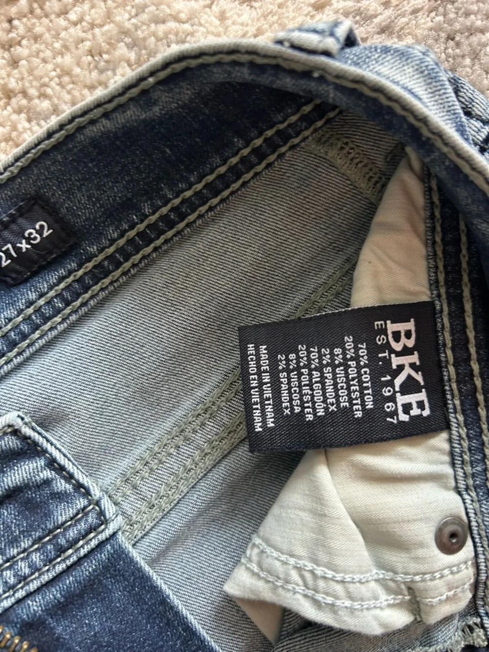 Buckle bke men’s 27x32 Aiden jeans